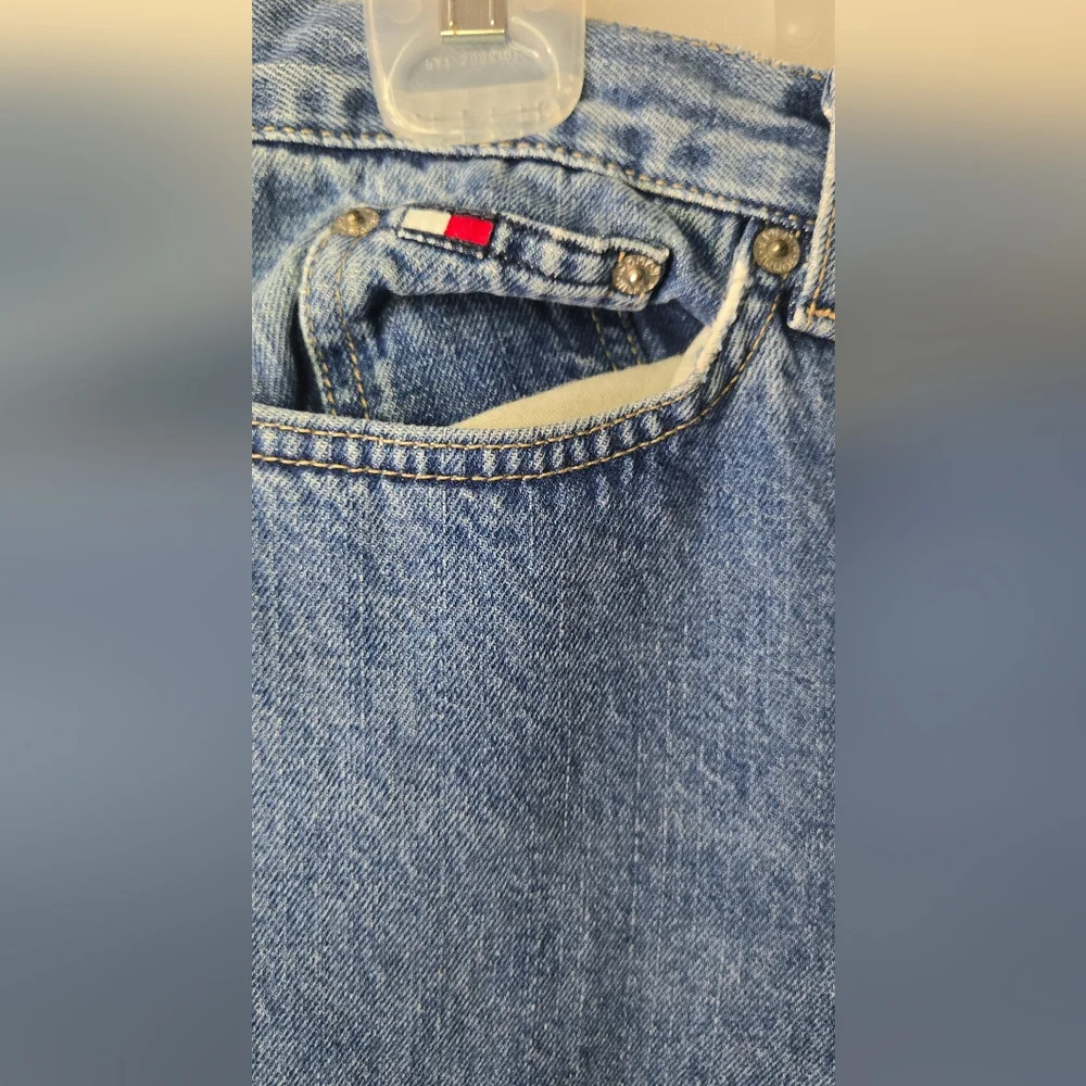 3/$25 Tommy Hilfiger 2002 Y2K Vintage Boyfriend Denim Jean Size 8